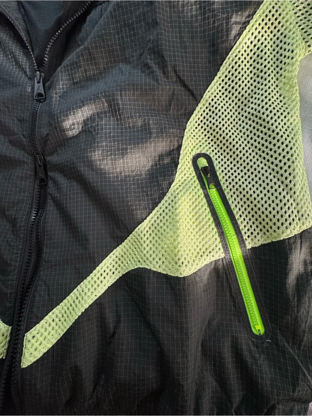 Jordan lightweight windbreaker